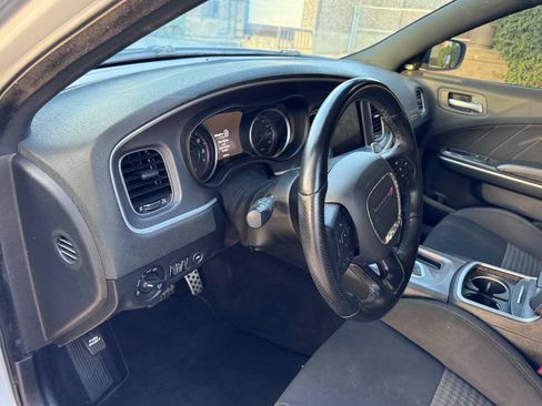 Used 2022 Dodge Charger R/T RWD image 13