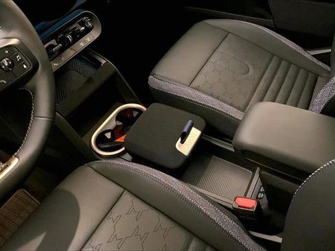 Certified 2025 MINI Cooper Countryman S w/ Comfort Package Max image 22