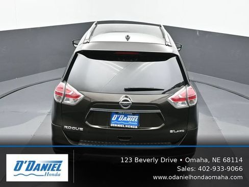 Used 2015 Nissan Rogue SL AWD/4WD image 17