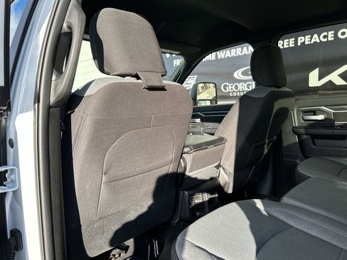 Used 2024 RAM 2500 Big Horn image 15