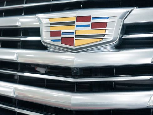 Used 2016 Cadillac Escalade ESV Platinum AWD/4WD image 14