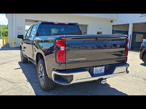 Certified 2023 Chevrolet Silverado 1500 LT AWD/4WD image 7