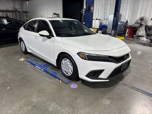 Used 2022 Honda Civic Sport Touring image 5