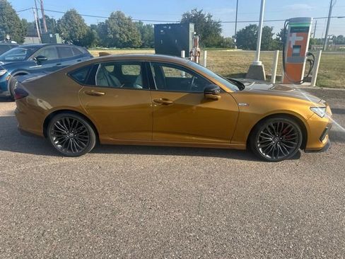 Used 2022 Acura TLX Type S AWD/4WD image 2