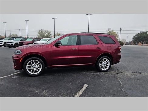 Used 2023 Dodge Durango GT image 23