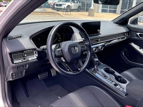 Used 2023 Honda Civic Sport image 14
