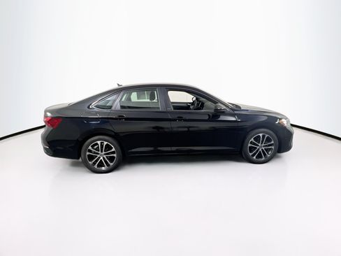 Used 2023 Volkswagen Jetta Sport FWD image 4