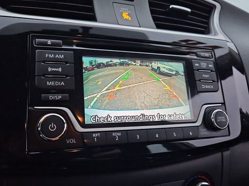 Used 2016 Nissan Sentra SV image 22