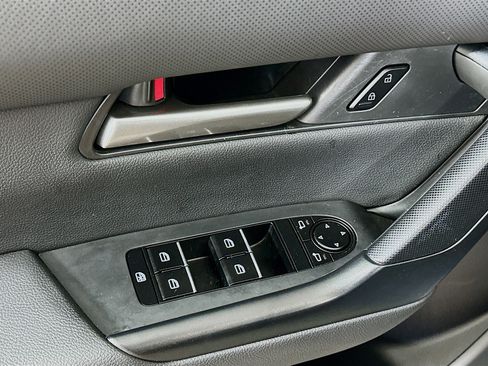 Used 2025 MAZDA CX-50 AWD 2.5 S w/ Premium Package image 15