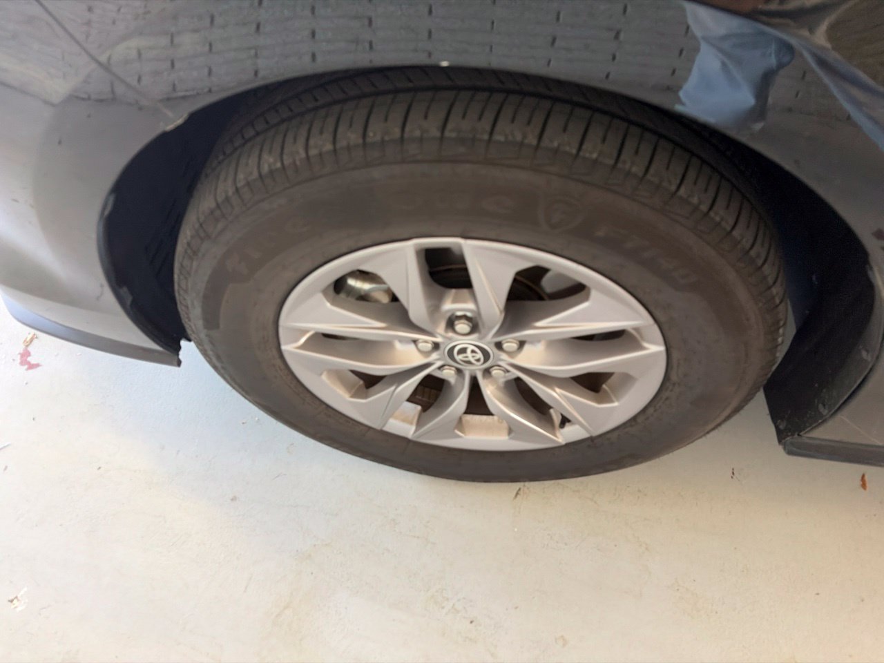 Used 2026 Toyota Sienna XLE FWD image 16