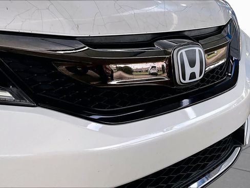 Used 2016 Honda Accord Touring image 30