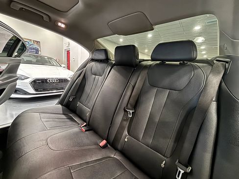Used 2017 BMW 740e xDrive AWD/4WD image 15