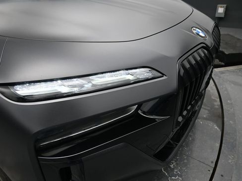 Used 2023 BMW 760i xDrive image 27