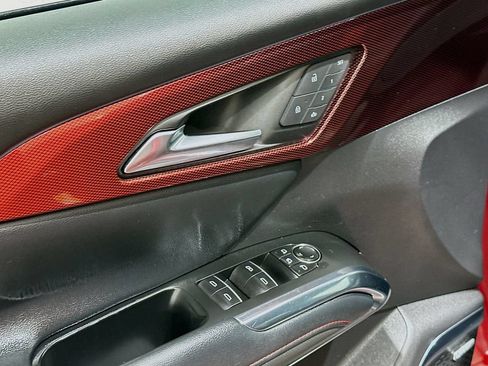 Used 2025 Chevrolet Traverse RS AWD/4WD image 18