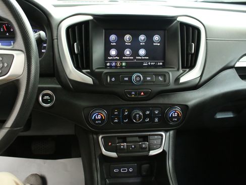 Used 2023 GMC Terrain SLE w/ Driver Convenience Package AWD/4WD image 18