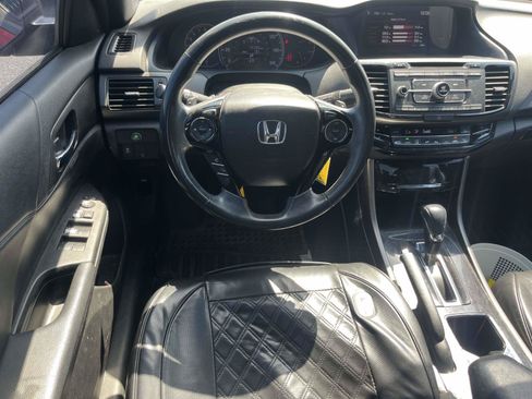 Used 2016 Honda Accord Sport image 11