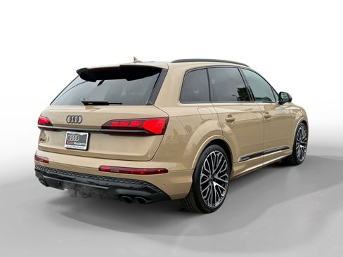 New 2026 Audi SQ7 Prestige image 5