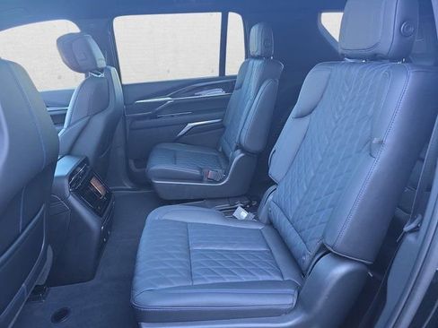 Used 2026 Cadillac Escalade IQL Sport 1 w/ LPO, ONYX Package image 16