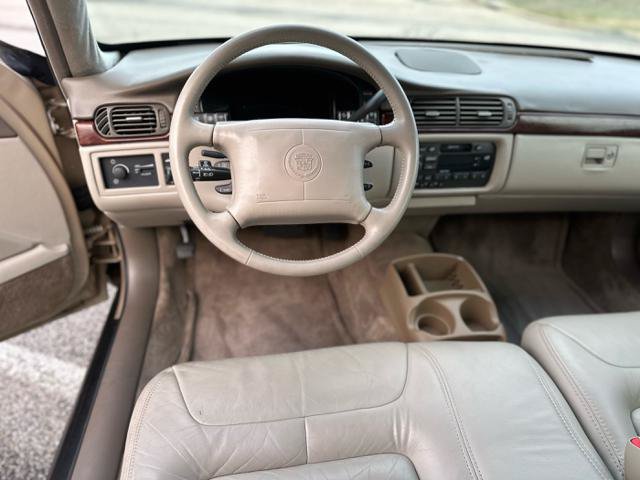 Used 1998 Cadillac De Ville FWD image 23