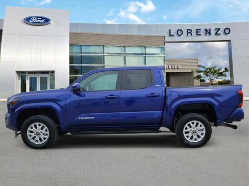 Used 2024 Toyota Tacoma SR5 RWD image 8