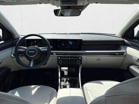 New 2025 Hyundai Tucson SEL image 15