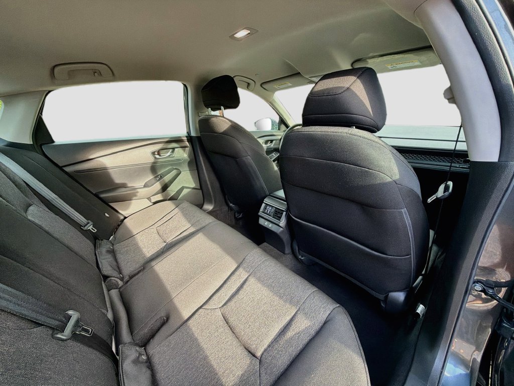 Used 2025 Honda Accord LX image 29