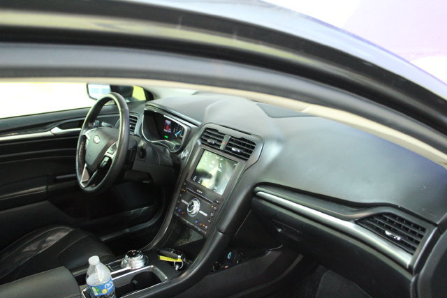 Used 2017 Ford Fusion Titanium FWD image 11