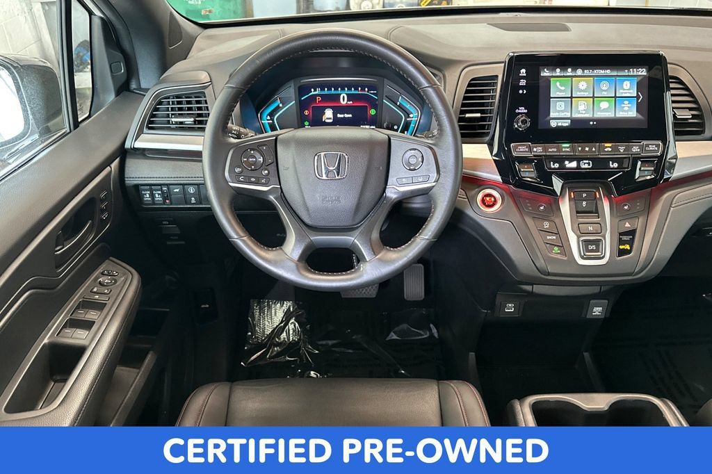 Used 2024 Honda Odyssey Sport image 13