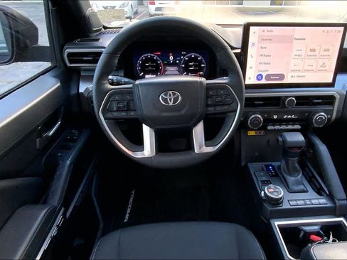 Used 2024 Toyota Tacoma TRD Off-Road w/ TRD Off Road Upgrade Package image 6