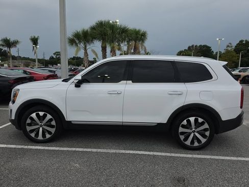 Certified 2022 Kia Telluride S FWD image 4