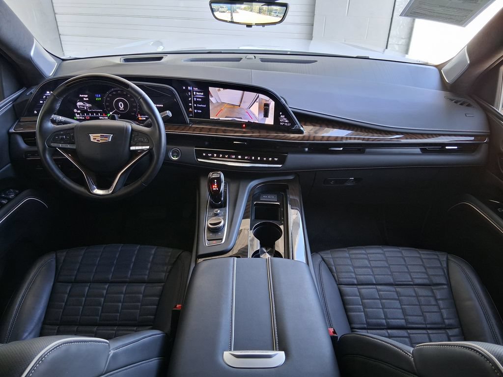 Used 2024 Cadillac Escalade Sport Platinum RWD image 9