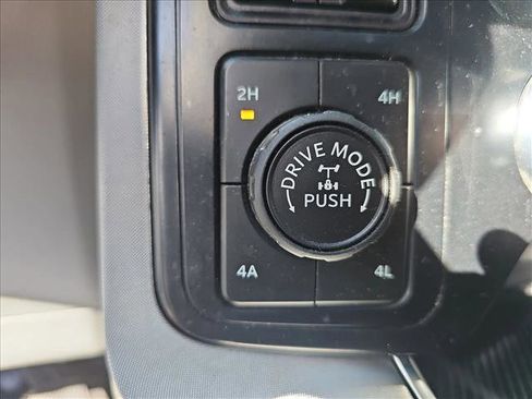 Used 2023 Ford F150 Limited image 30