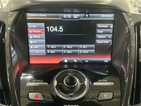 Used 2014 Ford Escape Titanium w/ Equipment Group 401A AWD/4WD image 16
