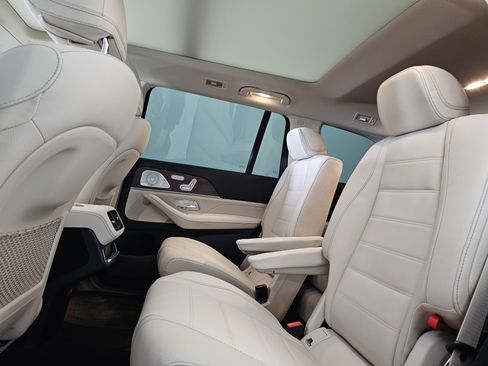 Certified 2025 Mercedes-Benz GLS 580 GLS 580 image 21