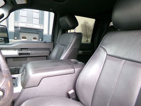 Used 2016 Ford F350 Lariat w/ Lariat Ultimate Package image 18