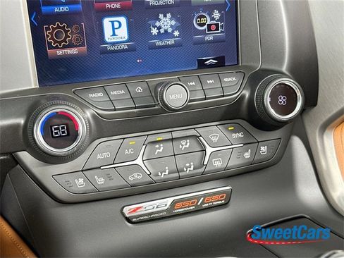 Used 2016 Chevrolet Corvette Z06 w/ 2LZ Preferred Equipment Group image 34