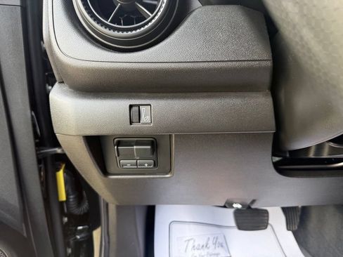 Used 2024 Chevrolet Colorado Trail Boss w/ Technology Package AWD/4WD image 28
