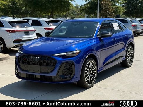 New 2026 Audi SQ5 Prestige AWD/4WD image 9
