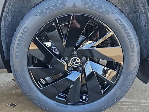 New 2026 Volkswagen Atlas SE AWD/4WD image 9
