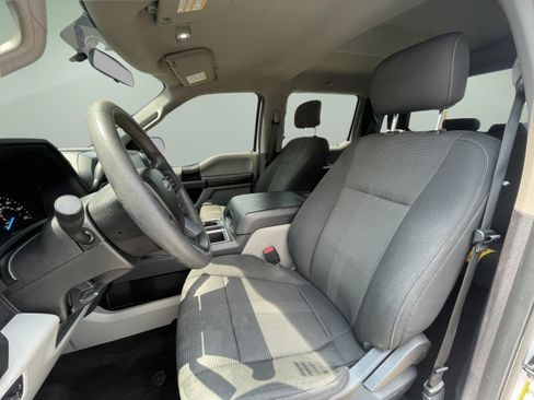 Used 2017 Ford F150 XL w/ Equipment Group 101A Mid AWD/4WD image 8