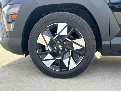 Used 2025 Hyundai Kona SEL image 9