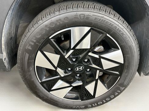 Used 2024 Hyundai Kona SEL AWD/4WD image 11