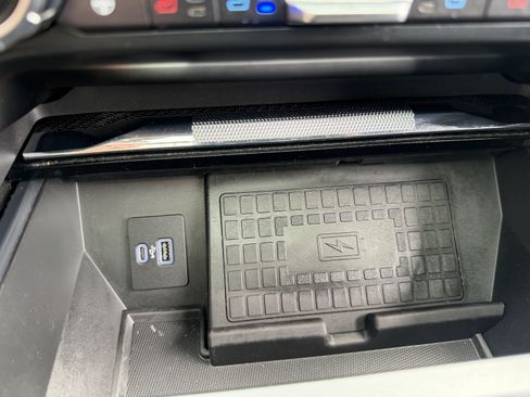 Used 2022 Ford F150 Raptor w/ Raptor 37 Performance Package AWD/4WD image 52