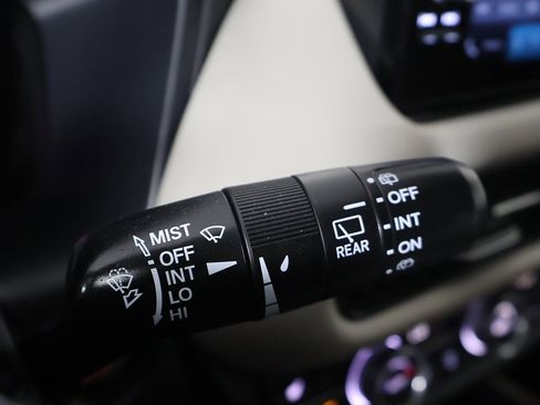 Used 2025 Honda HR-V EX-L image 36