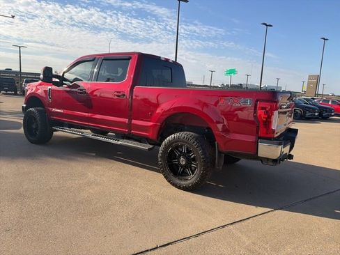 Used 2019 Ford F350 Lariat w/ Lariat Value Package image 4