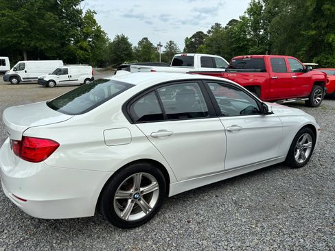 Used 2015 BMW 328i xDrive Sedan AWD/4WD image 7