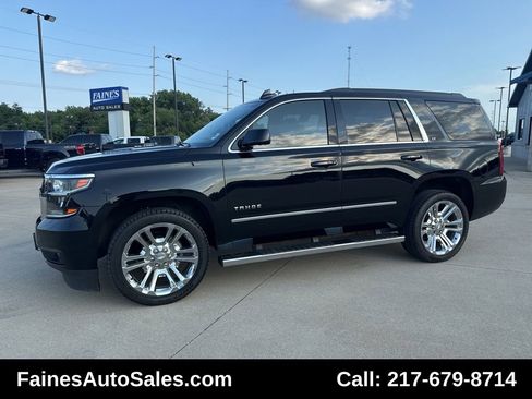 Used 2017 Chevrolet Tahoe LT w/ LT Signature Package image 8