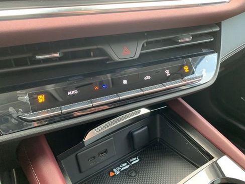 New 2025 Buick Envision Sport Touring image 24