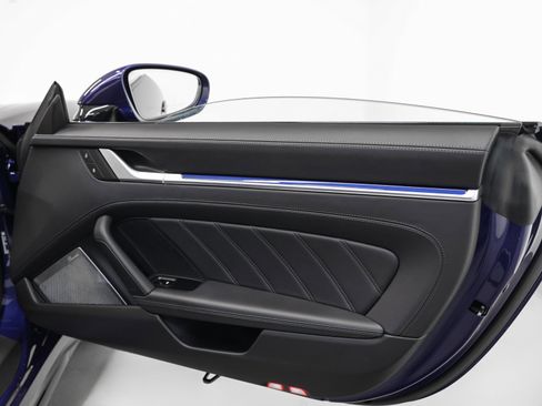 Used 2024 Porsche 911 Turbo S image 42