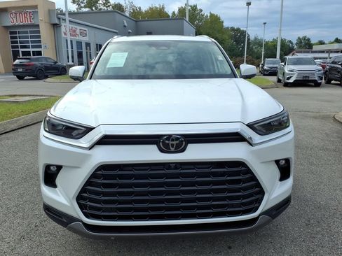 Used 2025 Toyota Grand Highlander AWD Hybrid image 19